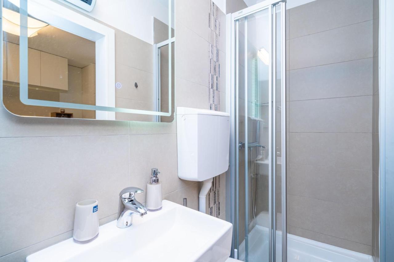 Studio Apartment Lapad Дубровник Екстериор снимка