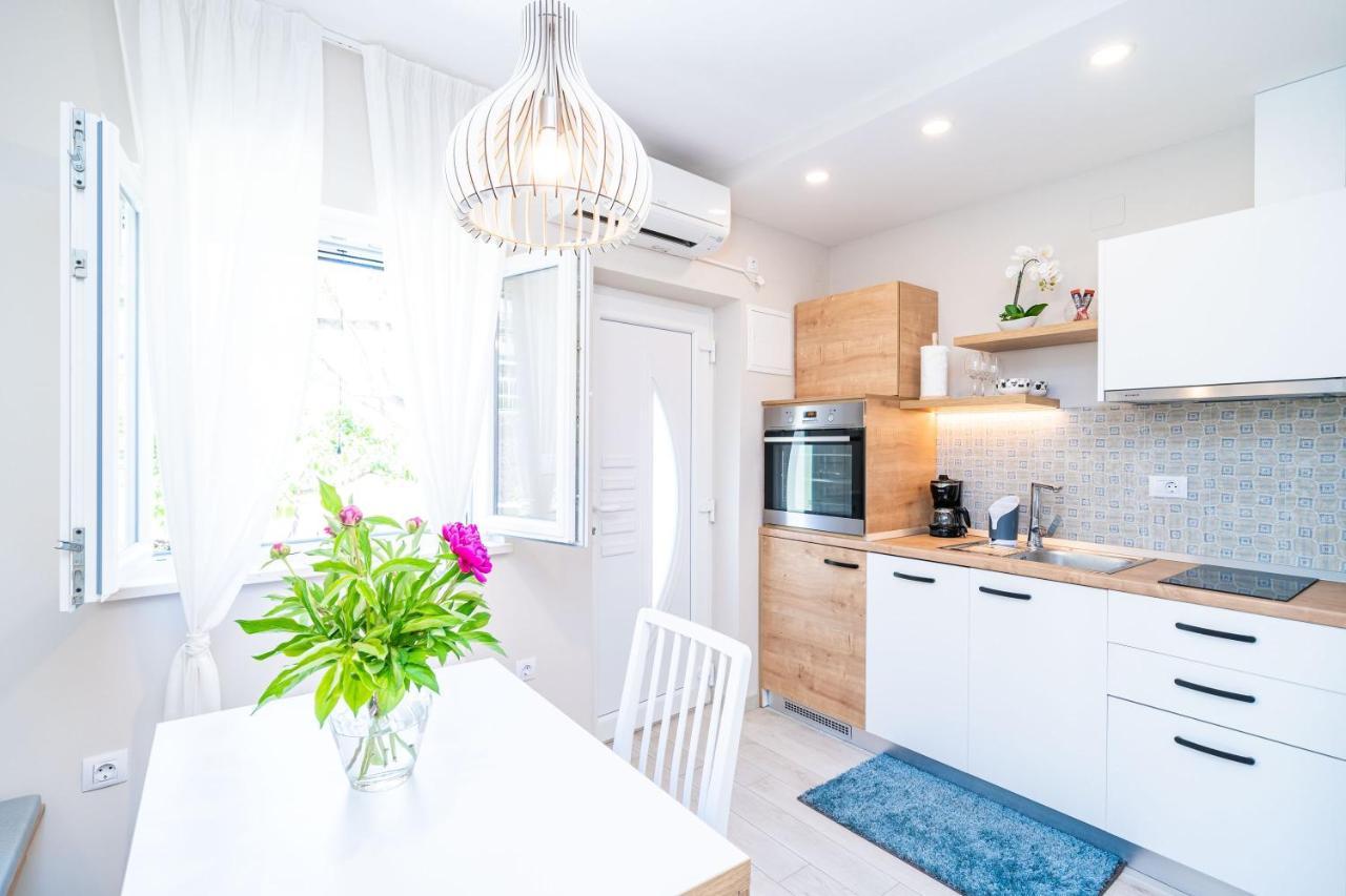 Studio Apartment Lapad Дубровник Екстериор снимка