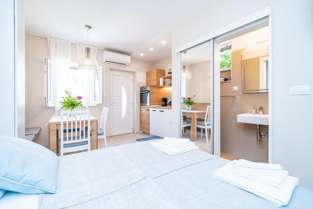 Studio Apartment Lapad Дубровник Екстериор снимка